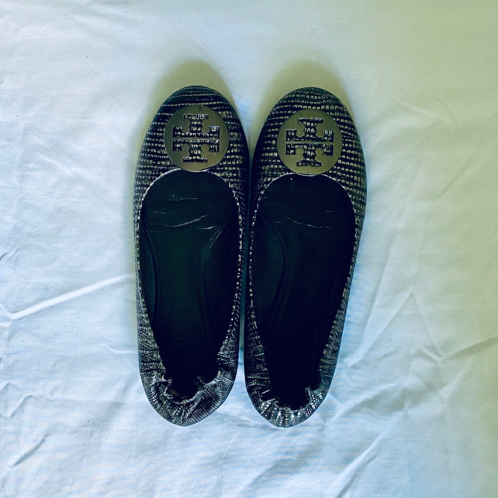 Tory Burch Silver Snakeskin Reva Ballet Flats Sz 8